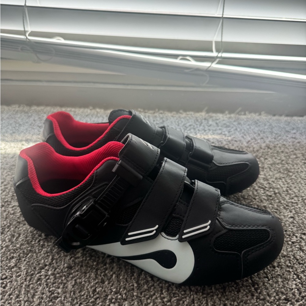 Peloton Cycling Shoes with Black and Red Accents